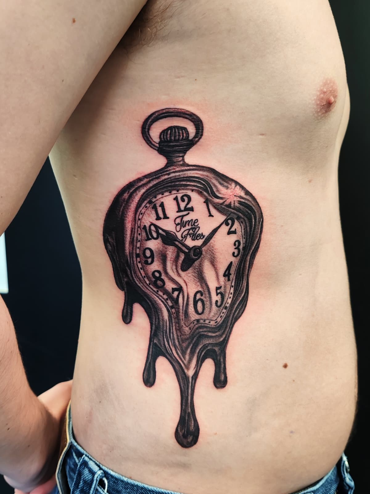 Montre à gousset fondue « Time Flies » sur les côtes, noir & gris — Pierre Cesbron