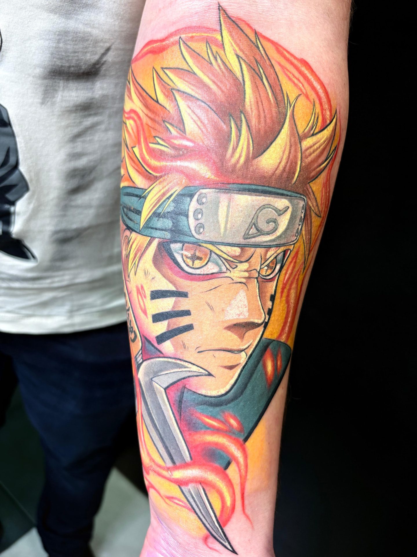 Portrait manga de Naruto en couleur sur avant-bras — Chez Nanah