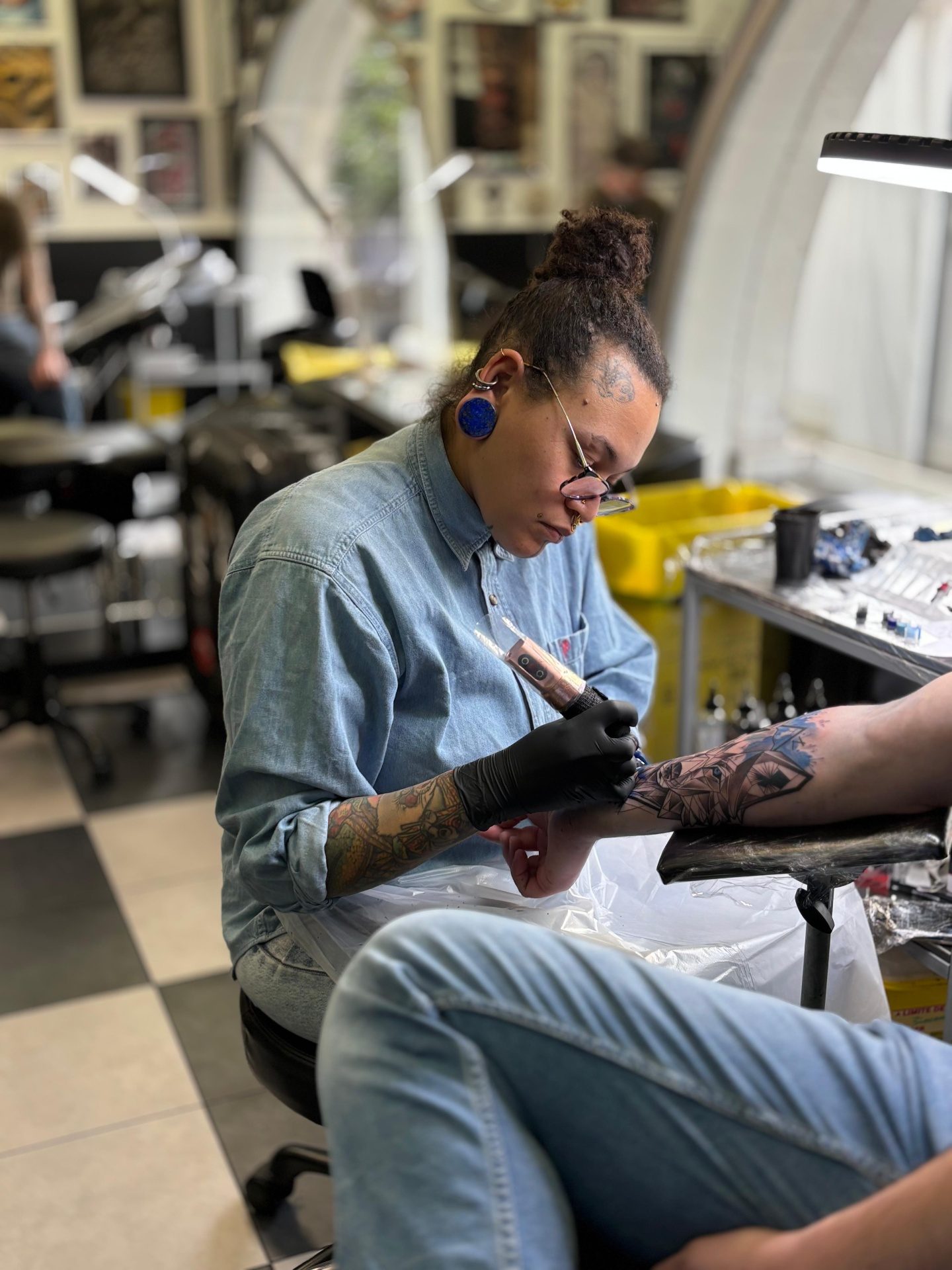 Chez Nanah — tatoueur chez Casa de Leões